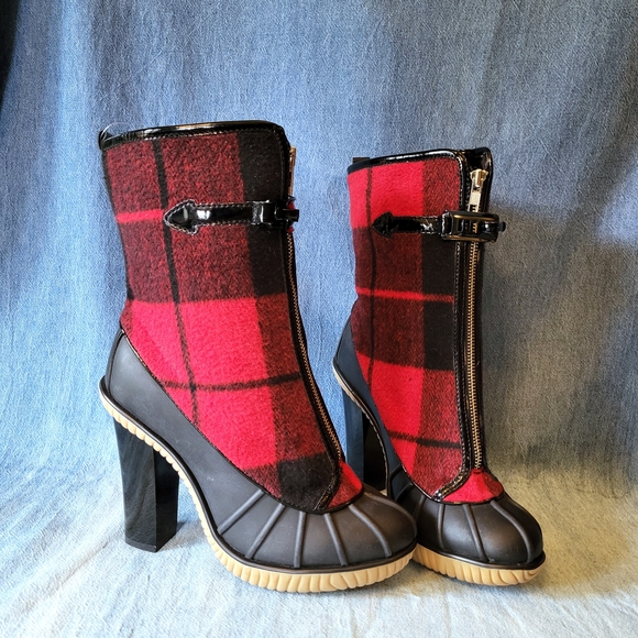 Michael Kors Red and Black Heeled Boots - Picture 1 of 7